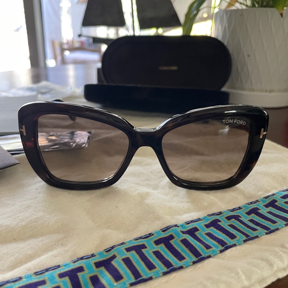 Tom Ford Maeve Women Sunglasses, Brown/Dark Havana